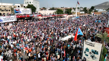 اليمن: الانتقالي يصعد ضد السعودية ويجدد تمسكه بانفصال الجنوب ويرفض تفاهماتها مع الحوثيين