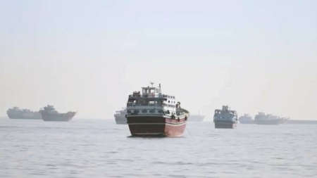 عُمان: إنقاذ 23 فرداً من طاقم سفينة تعرضت لحادث قبالة مسندم فيما تواصل البحث عن أحد المفقودين