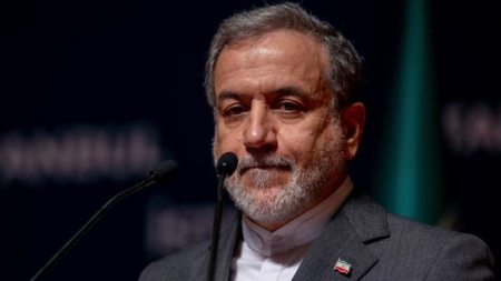 طهران: "سابقة تؤجج الوضع".. عراقجي يحذر من مصادرة أموال إيران لتعويض السفن