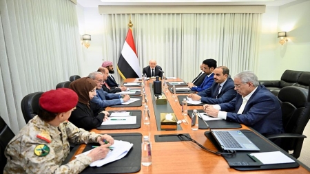 اليمن: مجلس الدفاع الوطني يعلن الانعقاد الدائم ويقر تدابير لرفع الجاهزية والرد على الحوثيين