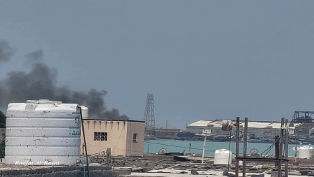 اليمن: القوات الحكومية تقول إن هجوماً حوثياً على ميناء المخا أسفر عن مقتل 3 وإصابة 30
