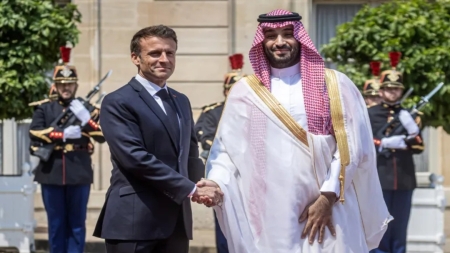 الرياض: ولي العهد السعودي يزور باريس بدعوة من ماكرون