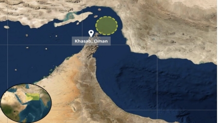 لندن: هيئة بحرية بريطانية تبلغ عن تعرض ناقلة لمقذوف في مضيق هرمز