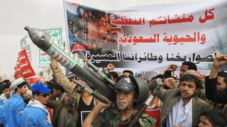 تقرير: انهيار قنوات الاتصال وتحركات في واشنطن.. هل تستعد السعودية لشن حرب جديدة ضد "الحوثيين"؟