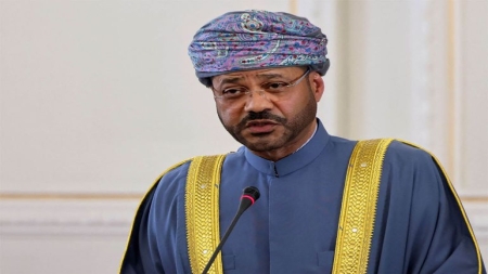 وزير الخارجية العُماني: الدبلوماسية تواجه اختبارًا صعبًا مع تراجع الالتزام بالقانون الدولي