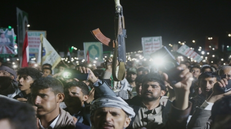تحليل: الهجوم الخاطف في سبعة أيام الذي غيّر مسار الحرب في اليمن - كيف استولى الحوثيون على الساحل الغربي لليمن وطرقوا أبواب باب المندب