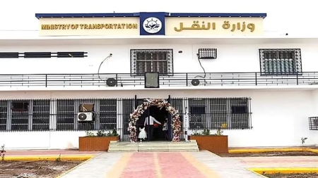 اليمن: وزارة النقل تدين استهداف مطار عدن بصاروخين أثناء استعداد طائرة للإقلاع إلى القاهرة
