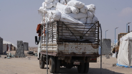اليمن: العغو الدولية تطالب الحوثيين بفتح طرق تعز فوراً وتحذر من كارثة تهدد حياة مئات الآلاف