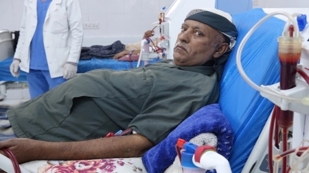 اليمن: منظمة حقوقية تحذر من تداعيات حصار الحوثيين على حياة 1,456 مريضا وطفلا في تعز