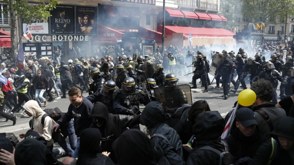 باريس: السلطات الفرنسية تقول أنها ستعيد النظر في المادة 24 من قانون 