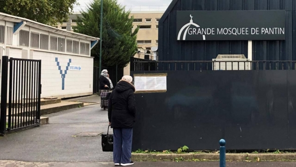 باريس: إغلاق 9 مساجد في إطار جهود مكافحة التطرف الإسلاموي
