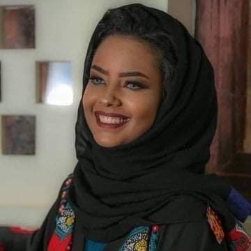 اليمن: محكمة غرب الأمانة تعقد جلستها الثانية لمحاكمة عارضة الأزياء الحمادي
