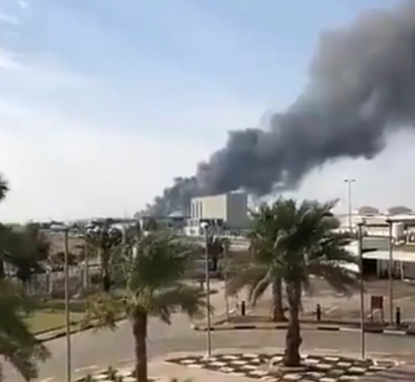 الامارات: مقتل ثلاثة اشخاص واصابة 6 اخرين بالحرائق التي اعقبت هجمات تبناها الحوثيون على العاصمة ابوظبي