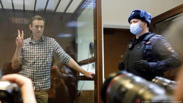 موسكو: الحكم بسجن المعارض الروسي أليكسي نافالني تسع سنوات