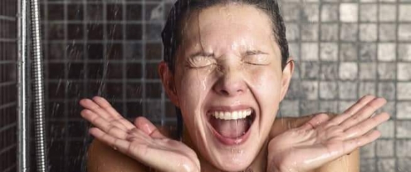 صحة: الاستحمام بالماء البارد ليس دائما مفيدا وصحيا
