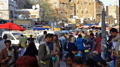 اقتصاد: اليمن مُطالب بإصلاح الإدارة والجمرك