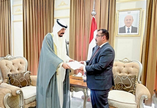 الرياض: الرئيس العليمي يتلقى رسالة خطية من ولي العهد الكويتي