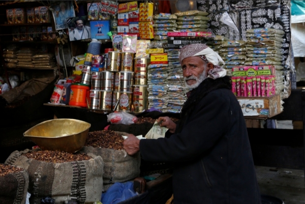 اقتصاد: الحرب تكلف البلاد 200 مليار دولار والمساعدات لا تغطي الاحتياجات