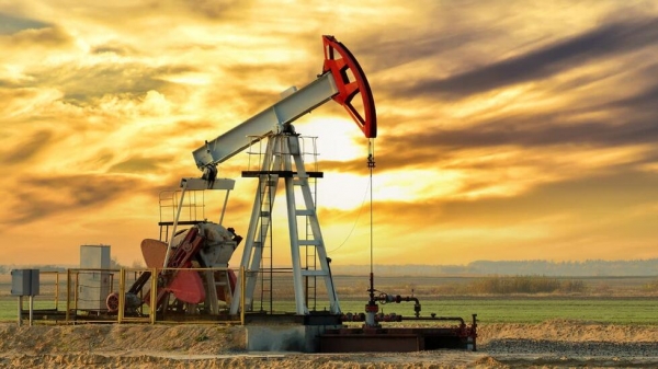 اقتصاد: أسعار النفط ترتفع من أدنى مستوياتها منذ أشهر بسبب مخاوف مرتبطة بالمعروض