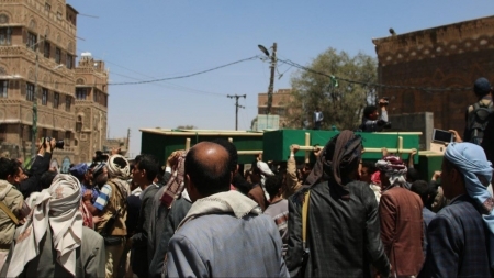 اليمن: الحوثيون يشيعون 6 من ضباطهم المقاتلين منذ مطلع فبراير الجاري
