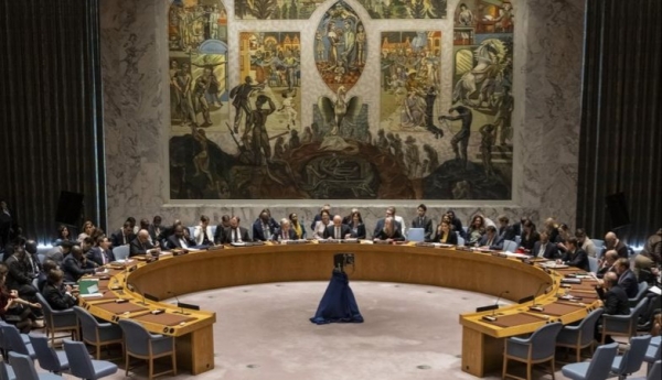 نيويورك: مجلس الأمن يدين الهجمات ضد المدنيين وموظفي الأمم المتحدة بعد تمديد مهمتها السياسية هناك