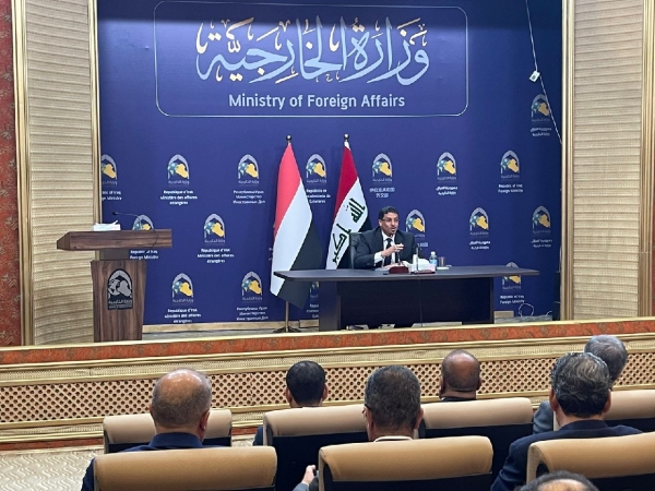 بغداد: بن مبارك يقول ان الفرصة متاحة لانهاء الصراع في اليمن اذا توفرت الارادة لدى الحوثيين