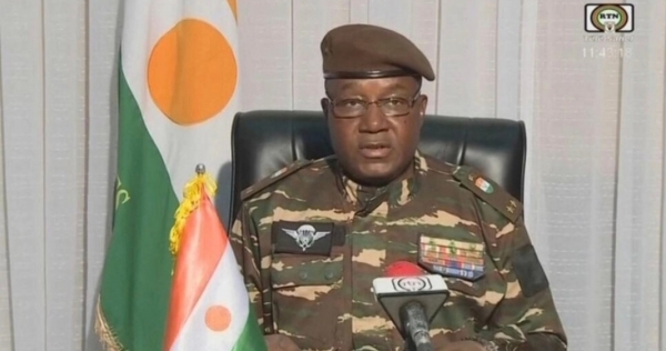 نيامي: قائد الحرس الرئاسي في النيجر يبرر الانقلاب بـ