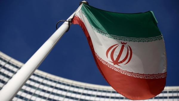 بروكسل: الاتحاد الأوروبي يدعو إيران للتراجع عن سحب اعتماد مفتشي  