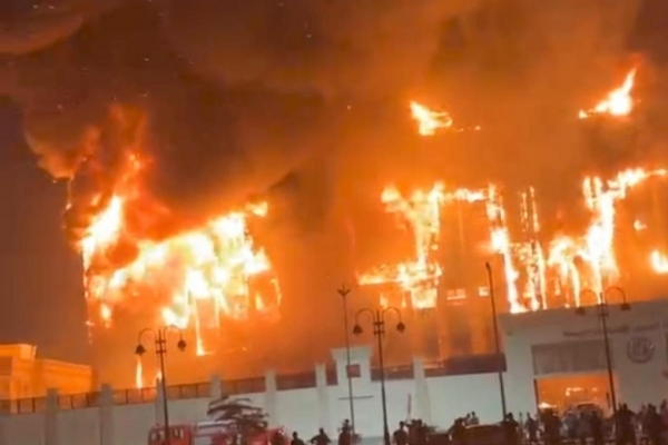 القاهرة: حريق ضخم يلتهم مديرية أمن الإسماعيلية في مصر