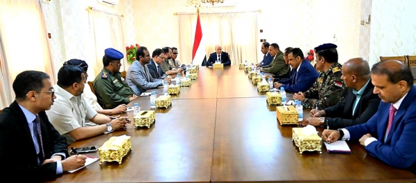 اليمن: الرئيس العليمي يعقد اجتماعا مشتركا بقيادات محافظتي المهرة وحضرموت حول جهود مواجهة تداعيات 