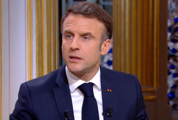 عمّان: الرئيس الفرنسي يقول إن هجمات الحوثيين في البحر الأحمر 