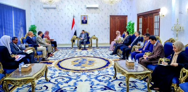 اليمن: رئيس الحكومة يطالب الأمم المتحدة بتحويل مخصصات الاستجابة الإنسانية عبر 