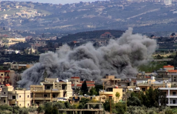 بيروت: مقتل وإصابة 14 شخصاً في غارات إسرائيلية على جنوب لبنان