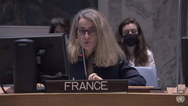 نيويورك: فرنسا تحمل الحوثيين مسؤولية التصعيد في البحر الأحمر وتؤكد التزامها بمهمة 
