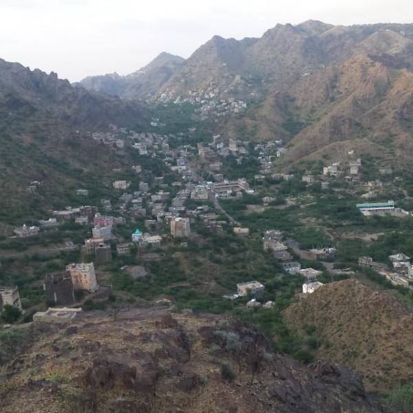 اليمن: اتهامات متبادلة بين الحكومة والحوثيين بشأن مقتل 5 نساء بهجوم مسير في تعز