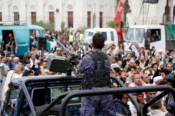 تحليل: آفاق وتحديات هجوم بري يمني ضد الحوثيين
