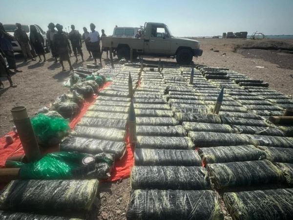 اليمن: قوات بحرية حكومية تضبط قارب تهريب أسلحة قبالة سواحل محافظة لحج