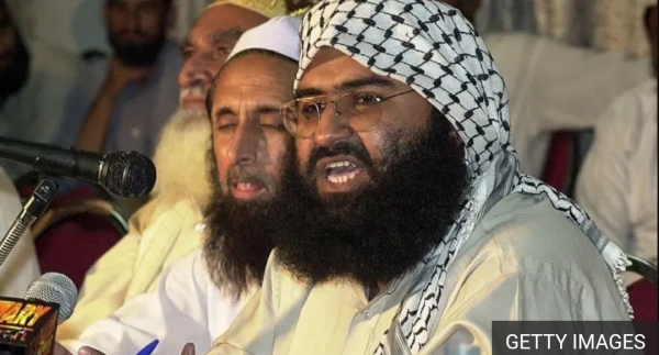 اطار: من هو مسعود أزهر...الرجُل الذي وضع الهند وباكستان على حافة الحرب؟
