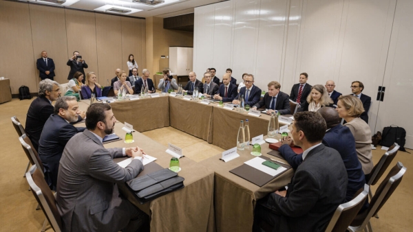 بروكسل: أوروبا تهدد بتفعيل العقوبات الأممية على طهران إذا لم يتحقق تقدم بالملف النووي الإيراني بنهاية الصيف