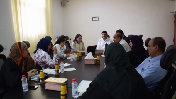 اليمن: لجنة التحقيق تبحث مع فريق العقوبات الأممي انتهاكات حقوق الإنسان