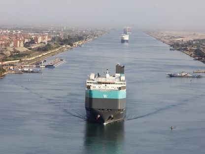 اقتصاد: تحقيق قناة السويس 7 مليارات دولار في 2025.. هدف يواجه رياحاً معاكسة