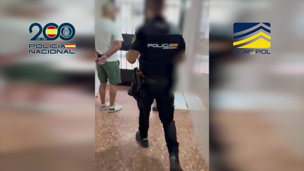 مدريد: الشرطة الإسبانية تُعلن تفكيك منظمة لتهريب المهاجرين أغلبهم يمنيين إلى بريطانيا وكندا