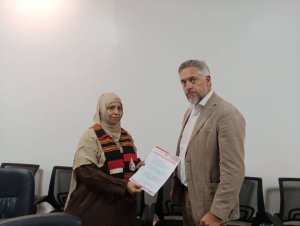 اليمن: رابطة أمهات المختطفين تسلم الاتحاد الأوروبي رسالة تطالب بتحريك ملف المعتقلين