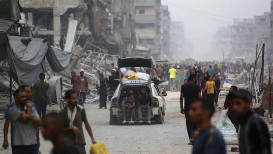 القدس: إسرائيل تقصف شمال وجنوب قطاع غزة.. وحماس 