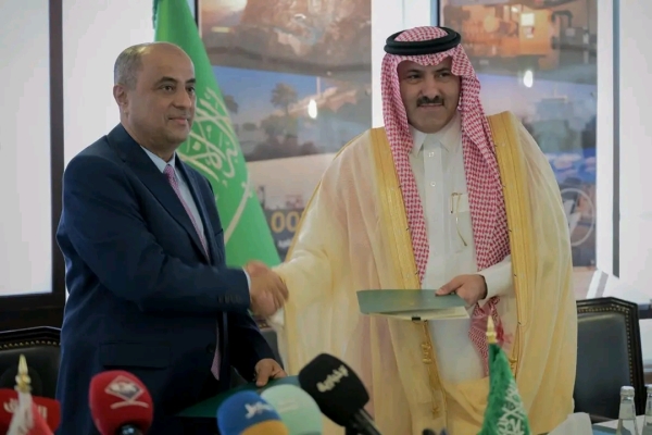 الرياض: البرنامج السعودي يوقع اتفاقيتين تنمويتين مع وزارتي المالية والكهرباء في اليمن