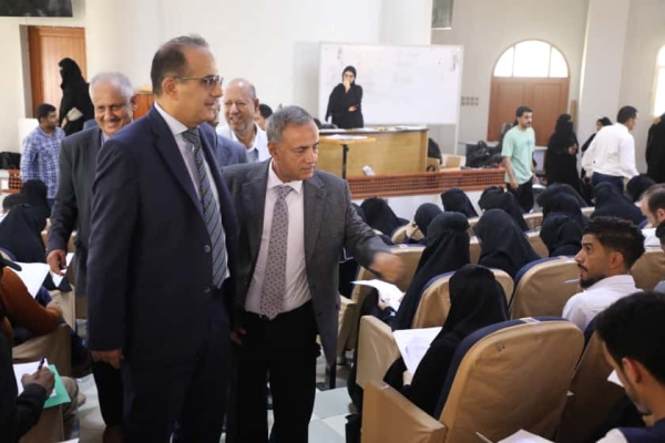 اليمن: تدشين امتحانات الكفاءة للدورة الثالثة بعدن بمشاركة أكثر من 4700 طبيب