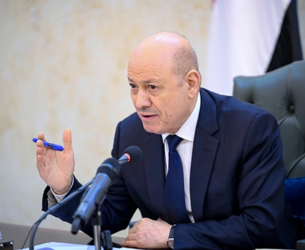 اليمن: الرئيس العليمي يوجه بتشكيل لجنة تحقيق في الهجوم الذي استهدف موكب محافظ تعز