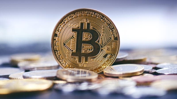 اقتصاد: يمنيون ضحايا المنصات الوهمية للعملات الرقمية