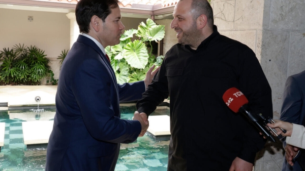 واشنطن: ترامب يتحدث عن فرصة لاتفاق روسي أوكراني عقب محادثات فلوريدا المكثفة