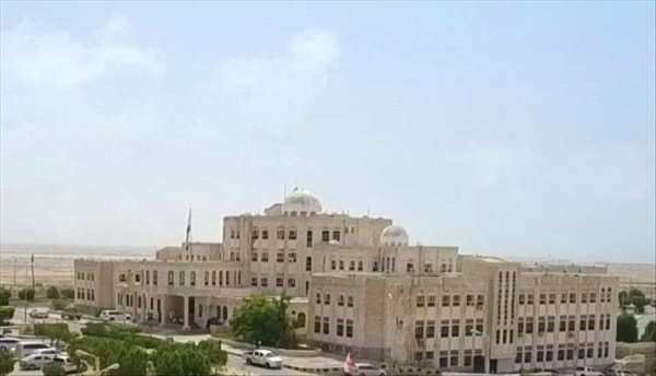 اليمن: سلطات المهرة تنفي أي توتر أمني عقب سيطرة قوات الانتقالي على مواقع حكومية وعسكرية